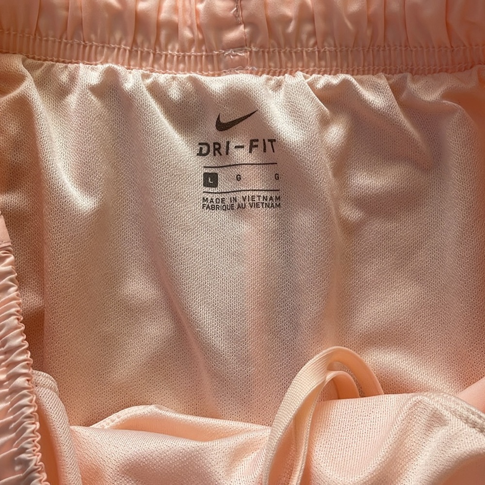Nike Dri-Fit Shorts - Picture 3 of 3
